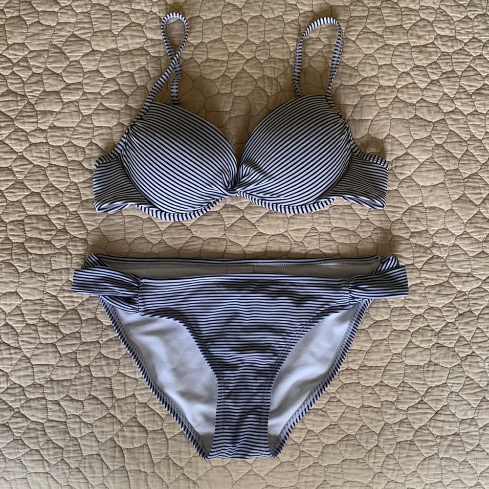 Bikini 👙 blue & wht striped